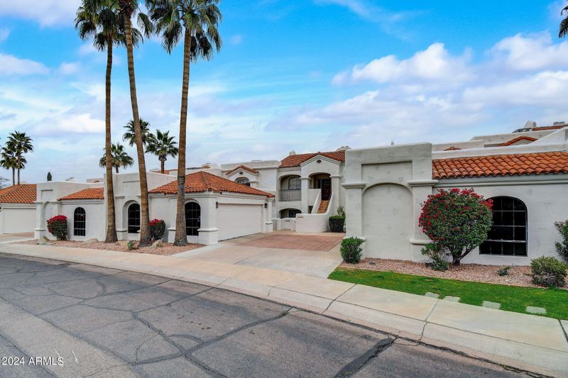 6144 N 28th St, Phoenix, AZ 85016