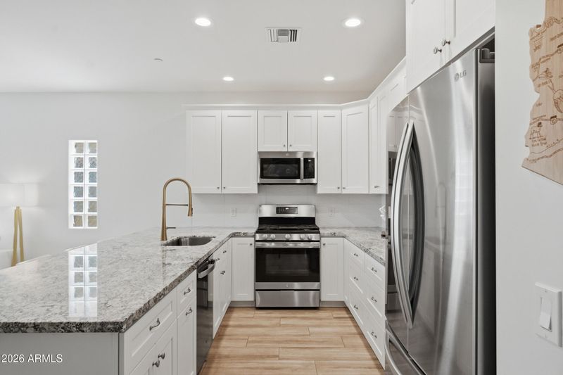 6145 E Cave Creek Rd #207, Cave Creek, AZ 85331