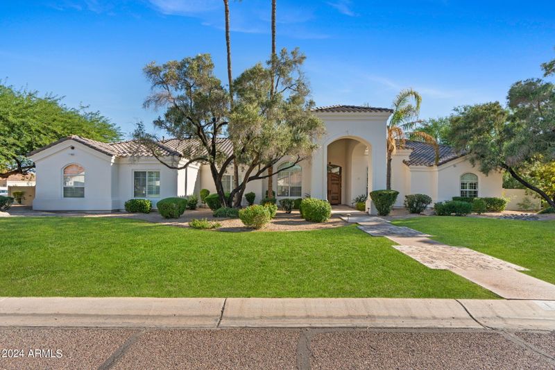 6145 E Yucca St, Scottsdale, AZ 85254