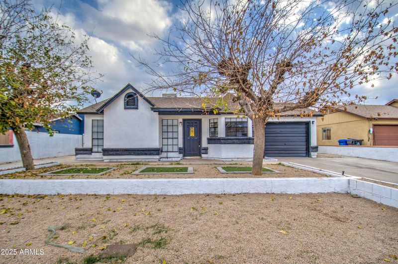 6145 W Pierce St, Phoenix, AZ 85043