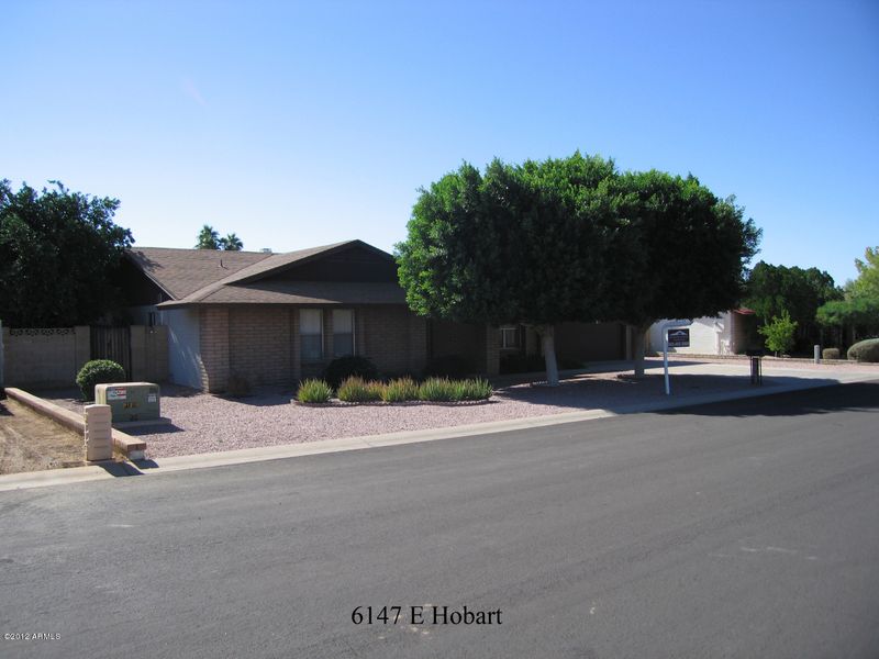 6147 E Hobart St, Mesa, AZ 85205