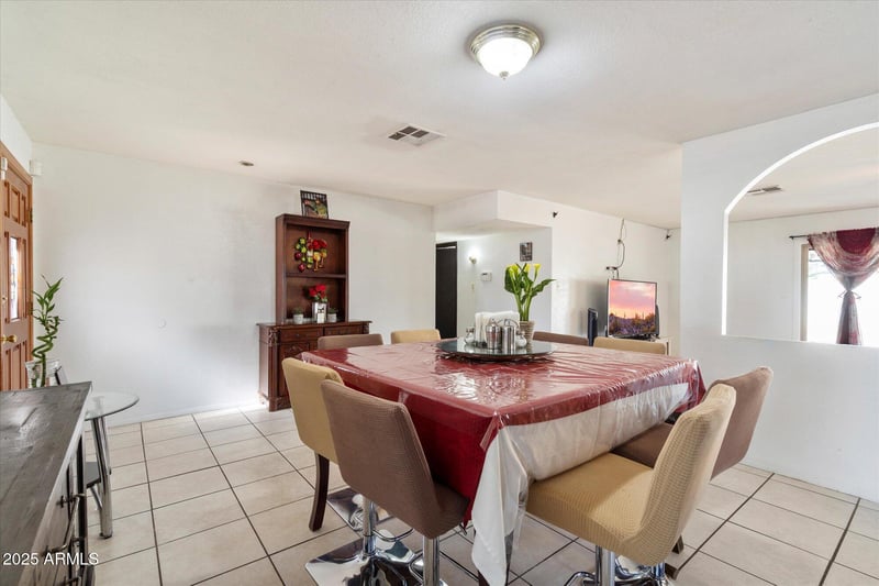 6148 W Flower St, Phoenix, AZ 85033