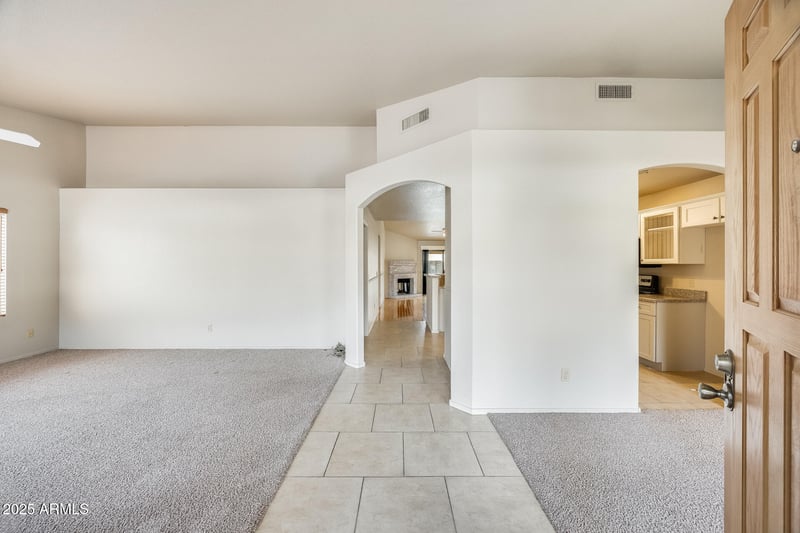 6149 Wagoner Rd, Glendale, AZ 85308