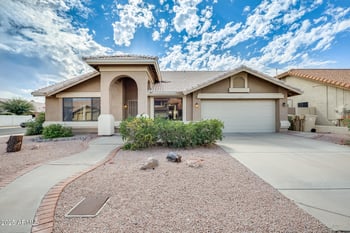 6149 Wagoner Rd, Glendale, AZ 85308