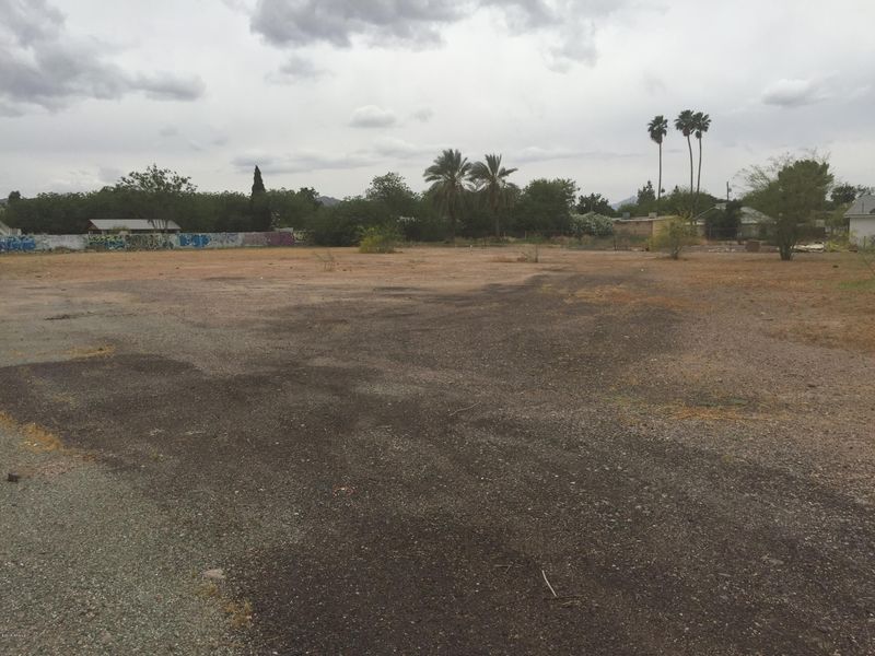 615 E Roeser Rd #2, Phoenix, AZ 85040