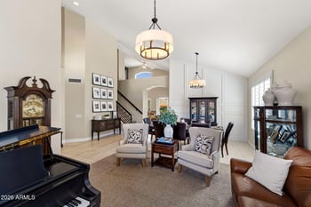 615 Mountain Vista Dr, Phoenix, AZ 85045