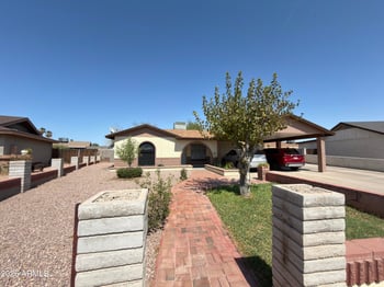 615 61st Dr, Phoenix, AZ 85043