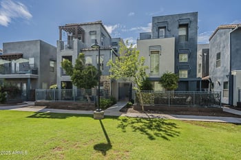 615 Portland St #213, Phoenix, AZ 85004