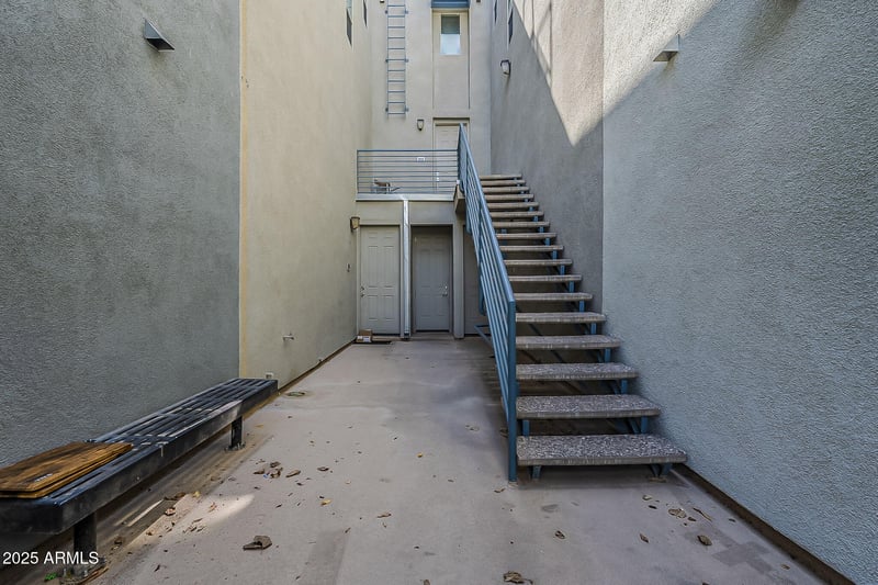 615 Portland St #213, Phoenix, AZ 85004
