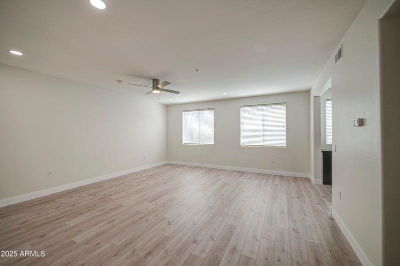 615 Portland St #261, Phoenix, AZ 85004