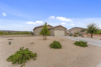 615 Ringtail Rd, Wickenburg, AZ 85390