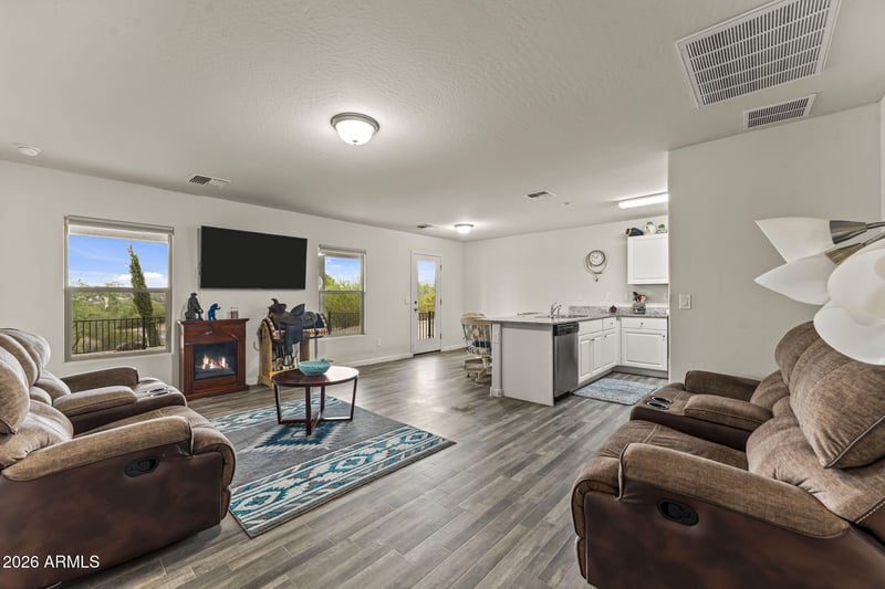 615 Ringtail Rd, Wickenburg, AZ 85390