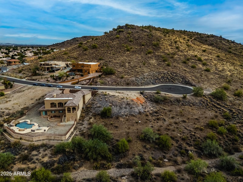 6152 Alameda Rd #11, Glendale, AZ 85310