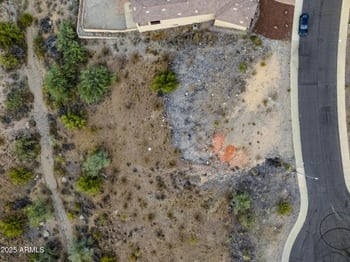 6152 Alameda Rd #11, Glendale, AZ 85310
