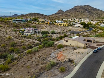 6152 Alameda Rd #11, Glendale, AZ 85310