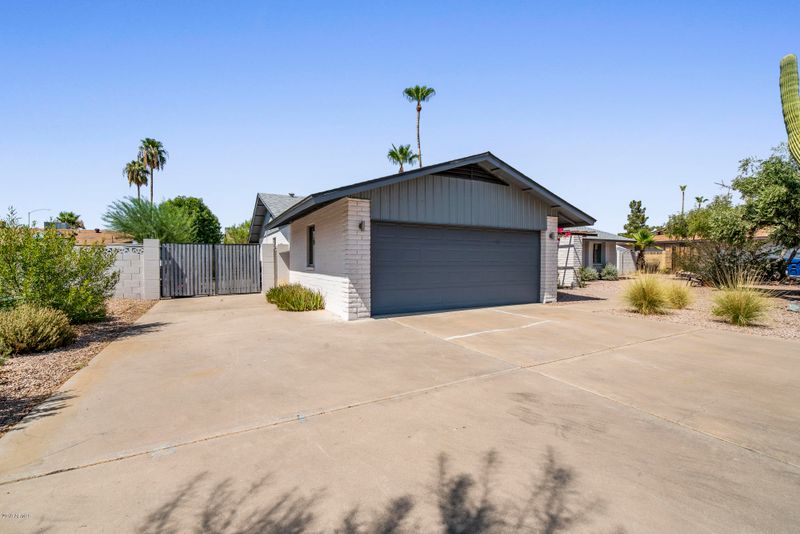 6154 E Hannibal St, Mesa, AZ 85205