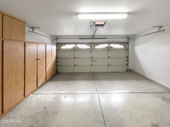 6156 Blackhawk Dr, Glendale, AZ 85308