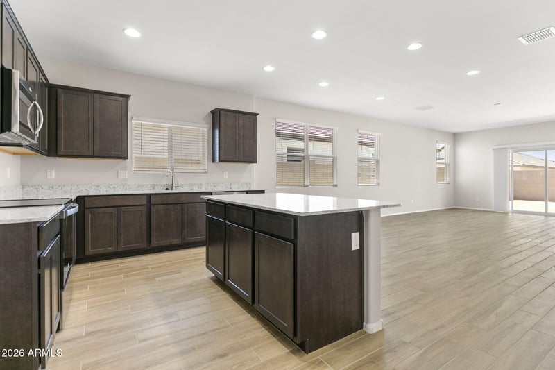 6158 S 262nd Ln, Buckeye, AZ 85326