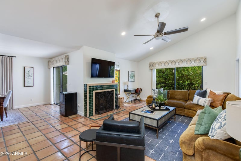 6159 E Indian School Rd #108, Scottsdale, AZ 85251