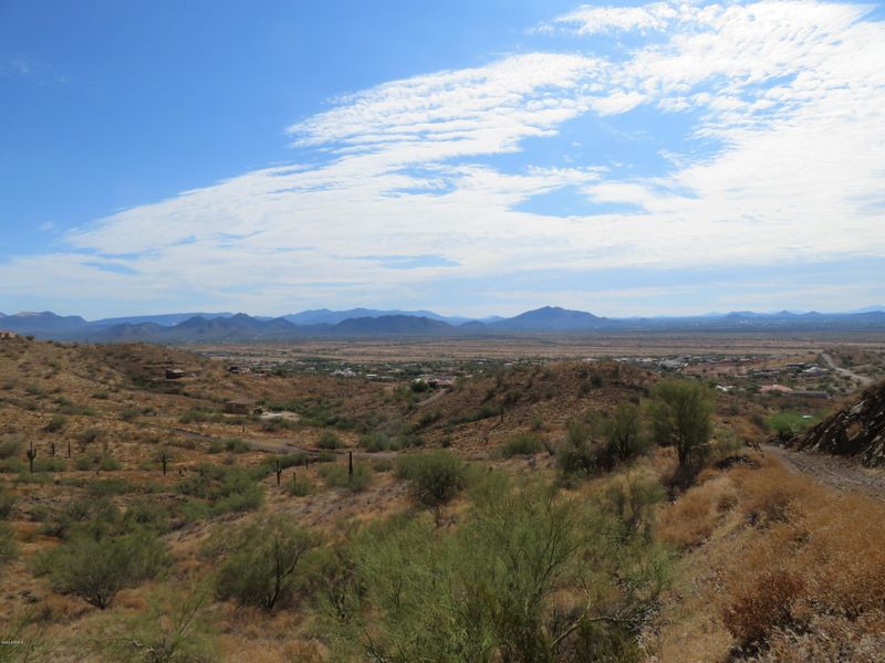 616 E Old West Way, Phoenix, AZ 85085