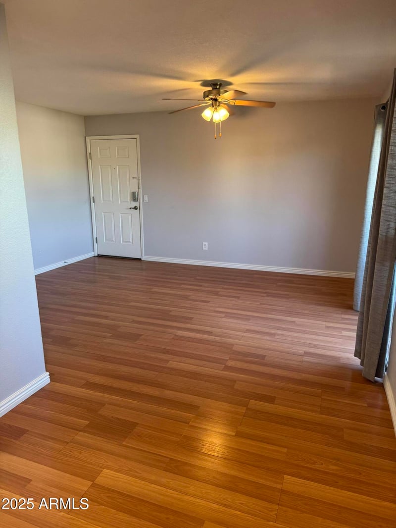 616 Hardy Dr #201, Tempe, AZ 85281
