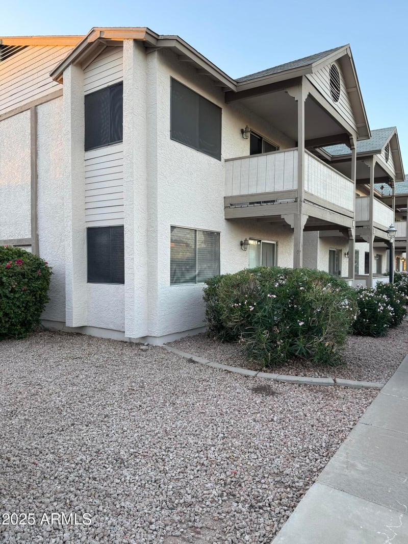 616 Hardy Dr #201, Tempe, AZ 85281
