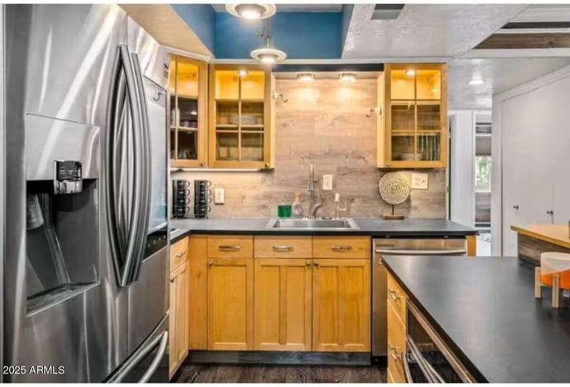 616 Hardy Dr #224, Tempe, AZ 85281