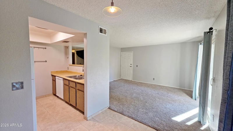 616 S Hardy Dr #116, Tempe, AZ 85281