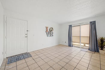 616 S Hardy Dr #118, Tempe, AZ 85281