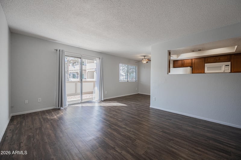 616 S Hardy Dr #124, Tempe, AZ 85281