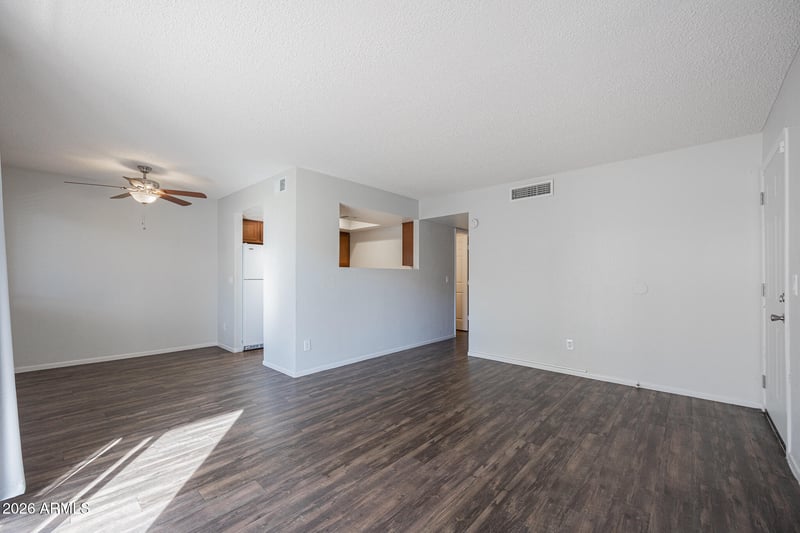 616 S Hardy Dr #124, Tempe, AZ 85281