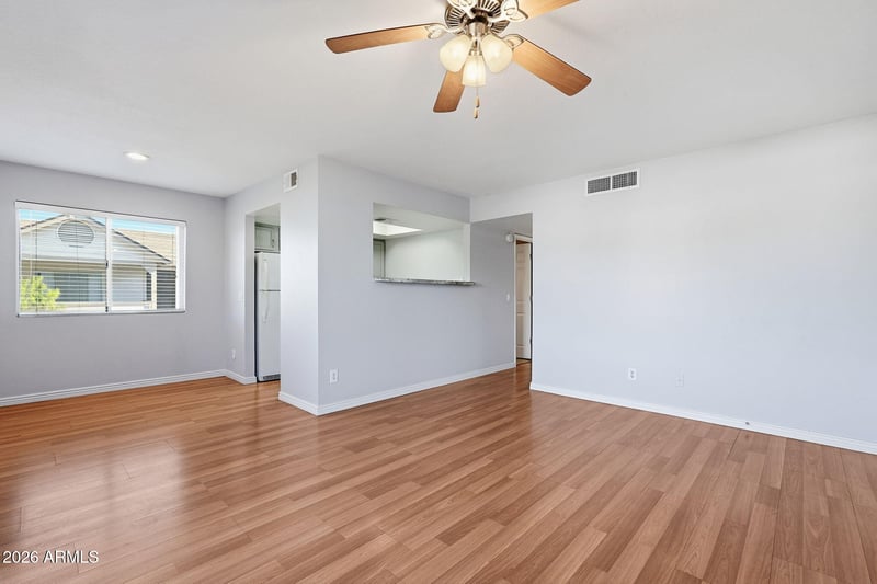 616 S Hardy Dr #201, Tempe, AZ 85281