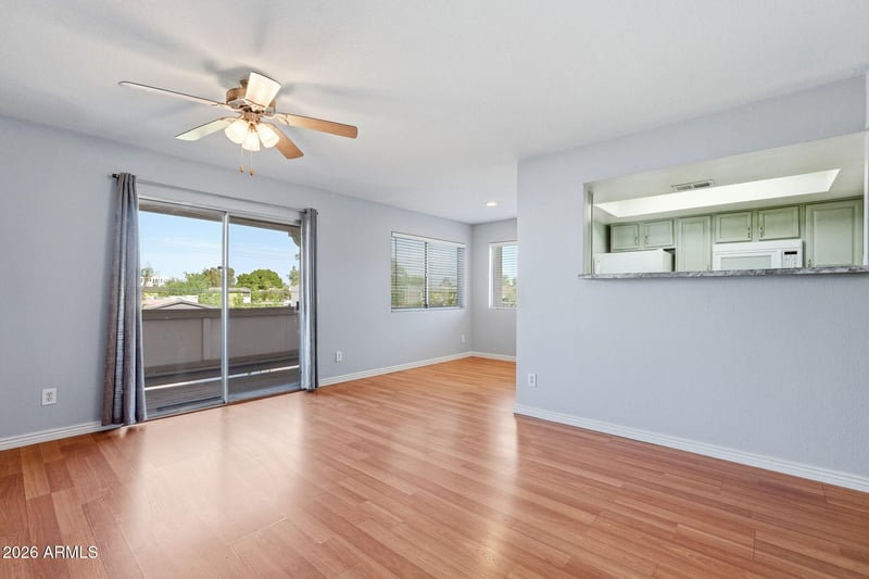616 S Hardy Dr #201, Tempe, AZ 85281