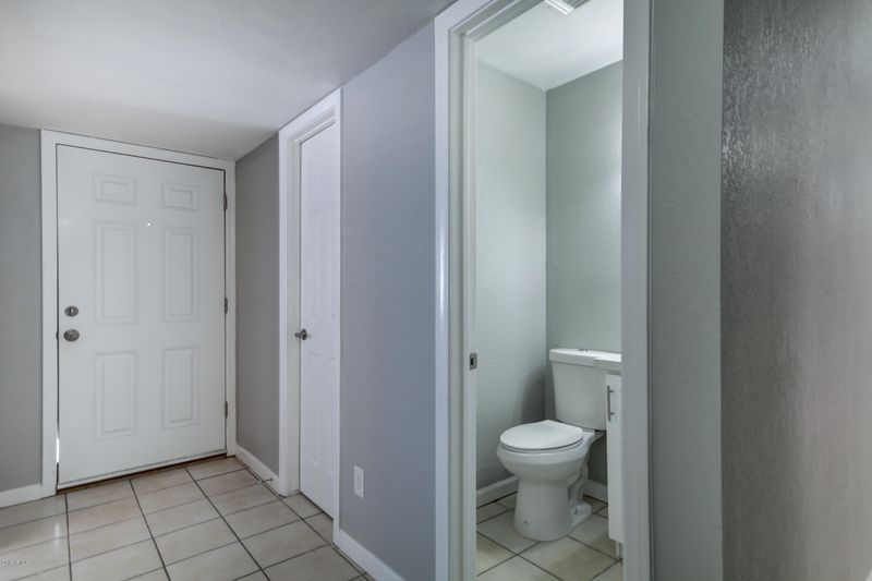 616 S Saguaro Dr, Apache Junction, AZ 85120