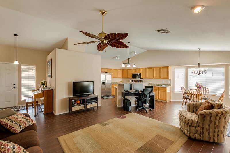 6166 E Palm St, Mesa, AZ 85215