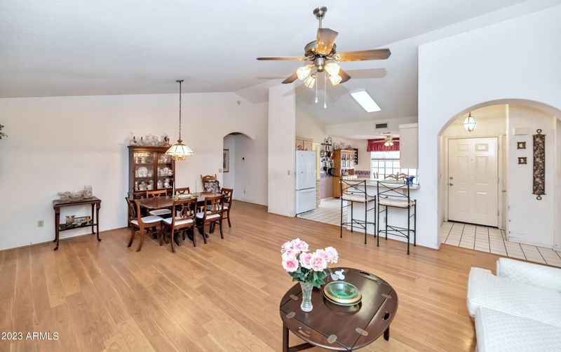 6167 W Evans Dr, Glendale, AZ 85306