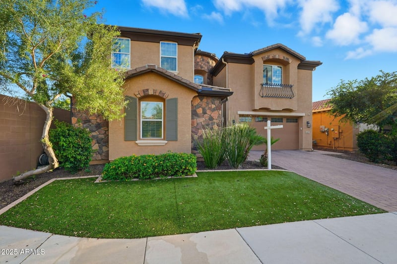 617 Cantebria Dr, Gilbert, AZ 85233