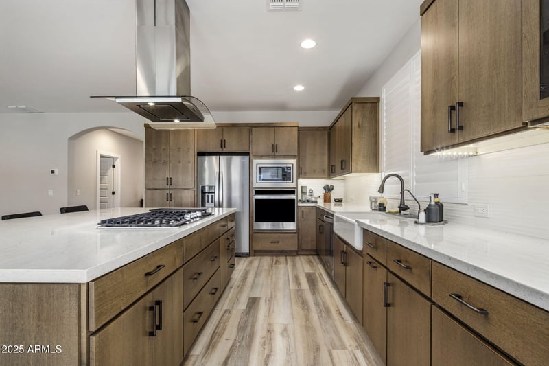 617 Citrus Hollow Way, Queen Creek, AZ 85140