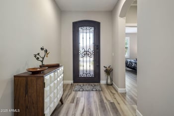 617 Citrus Hollow Way, Queen Creek, AZ 85140