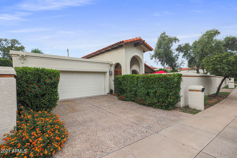 617 E Myrtle Ave, Phoenix, AZ 85020