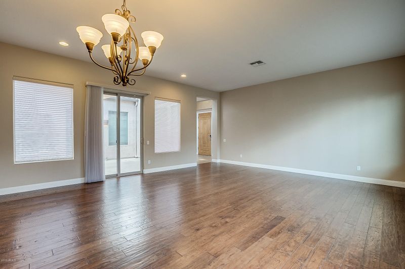 617 E Runaway Bay Pl, Chandler, AZ 85249