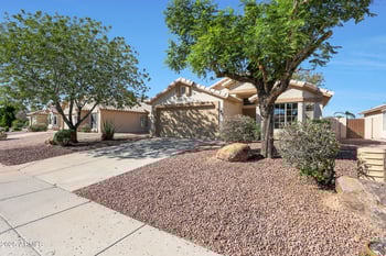 6172 Blackhawk Dr, Glendale, AZ 85308
