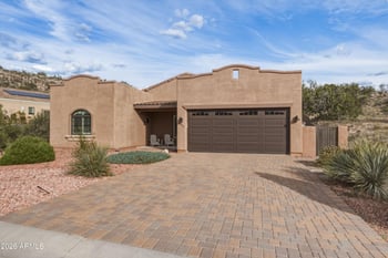 6175 Stratford Ct, Rimrock, AZ 86335
