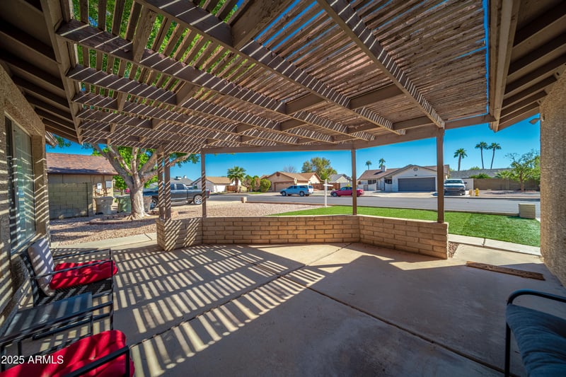 6176 89th Ave, Glendale, AZ 85305