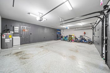 6176 89th Ave, Glendale, AZ 85305