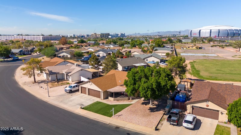 6176 89th Ave, Glendale, AZ 85305