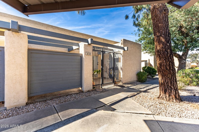 618 S Allred Dr, Tempe, AZ 85288