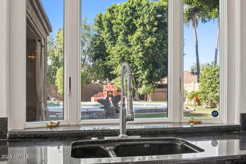 6181 W Linda Ln, Chandler, AZ 85226