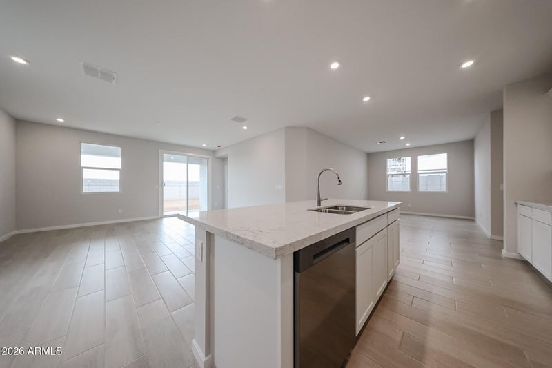 6184 E Crockett Way, San Tan Valley, AZ 85144
