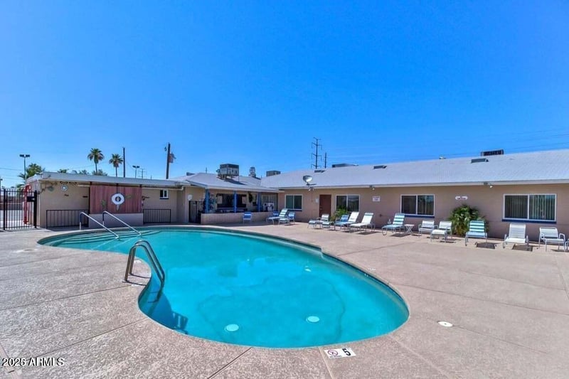 619 67th Pl, Mesa, AZ 85205